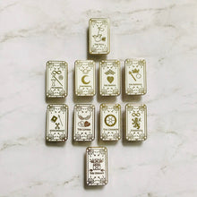 Load image into Gallery viewer, Tarot The Moon Pin