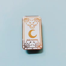 Load image into Gallery viewer, Tarot The High Priestess Pin